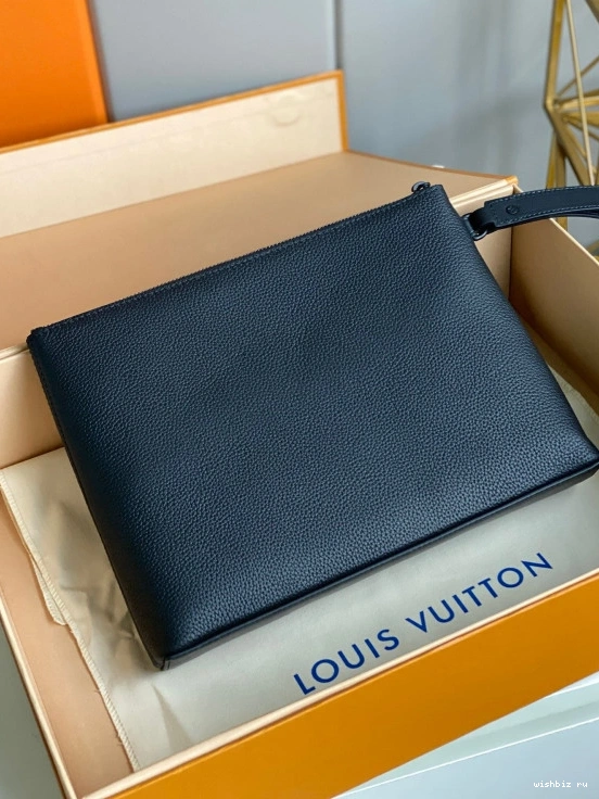WIS LOUIS IPAD POUCH VUITTON 0818